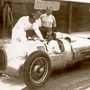 Rennwagen Auto Union mit Ferdinand Porsche von fahr(T)raum