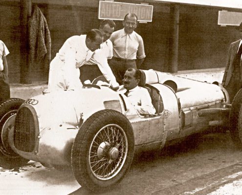 Rennwagen Auto Union mit Ferdinand Porsche von fahr(T)raum