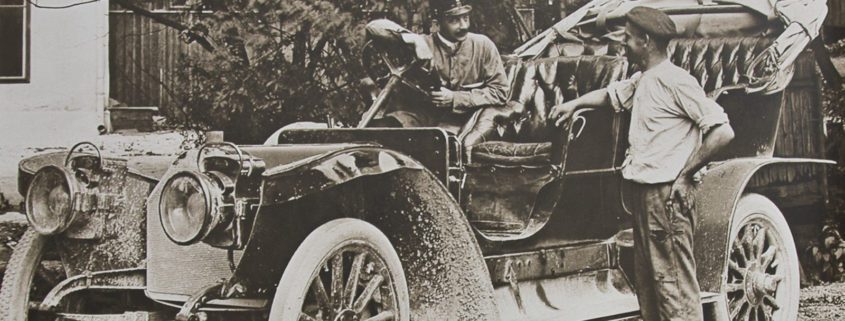 Einer der ersten benzinbetriebenen Wagen für Austro Daimler in Gebrauch